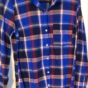 Old navy plaid classic button down woman's blouse medium
